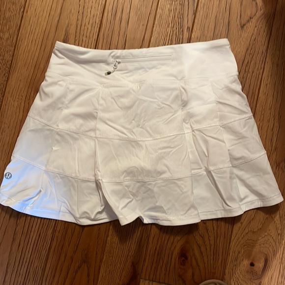 Lululemon pace rival skirt - Picture 2 of 3